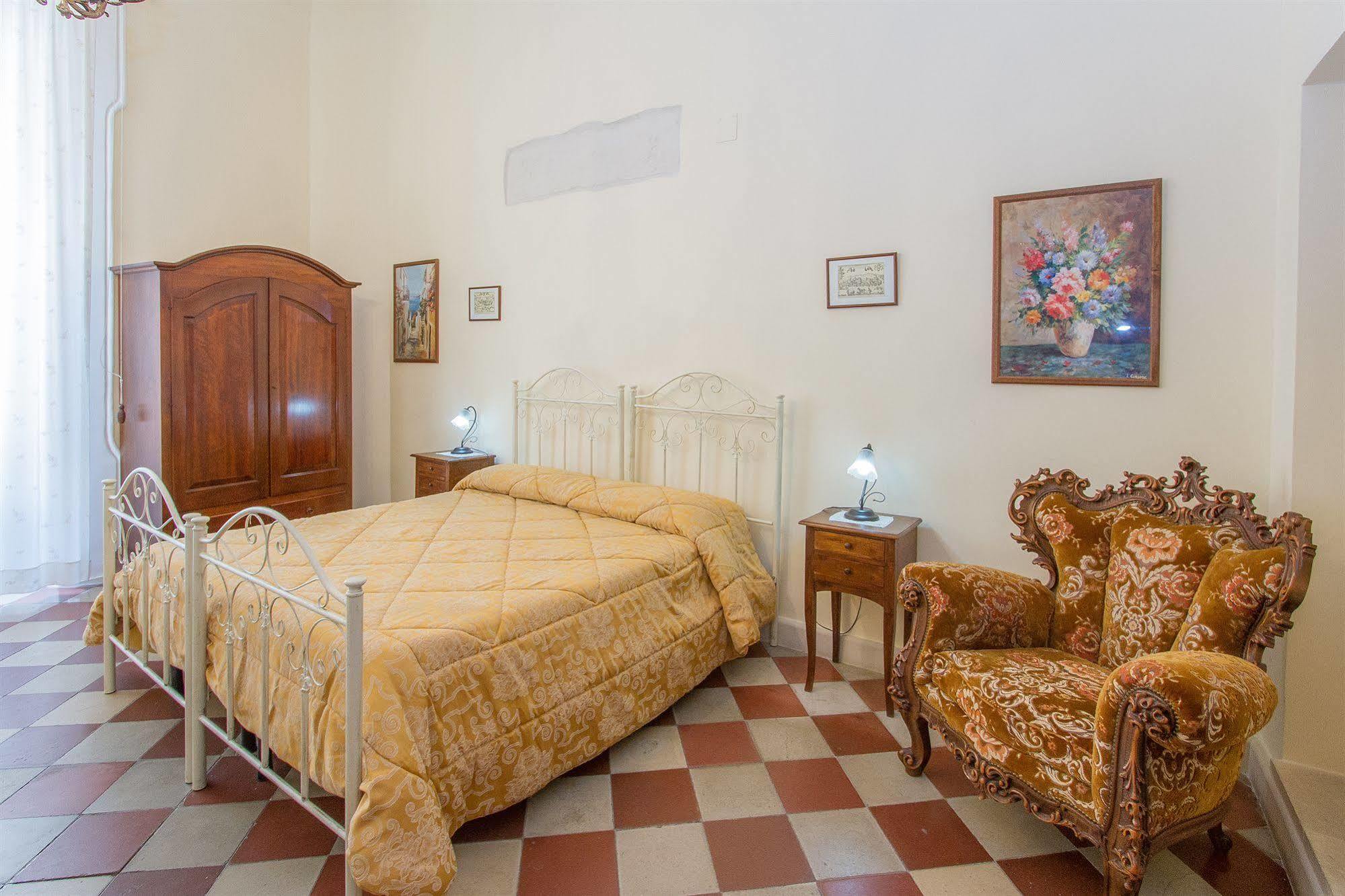 B&B Casa Li Santi Лечче Екстер'єр фото