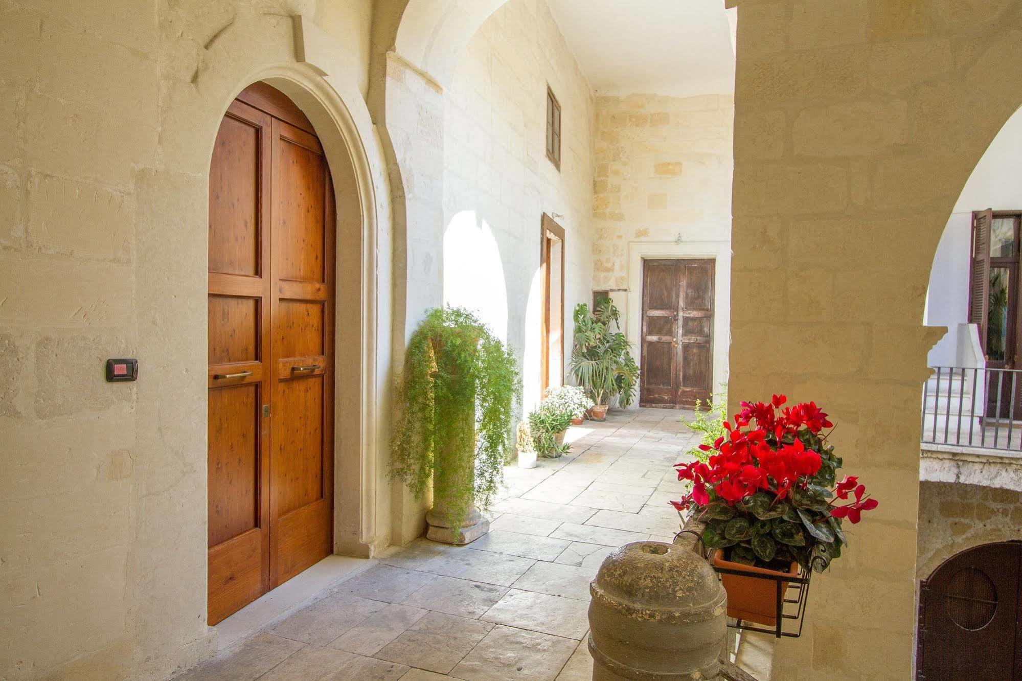 B&B Casa Li Santi Лечче Екстер'єр фото
